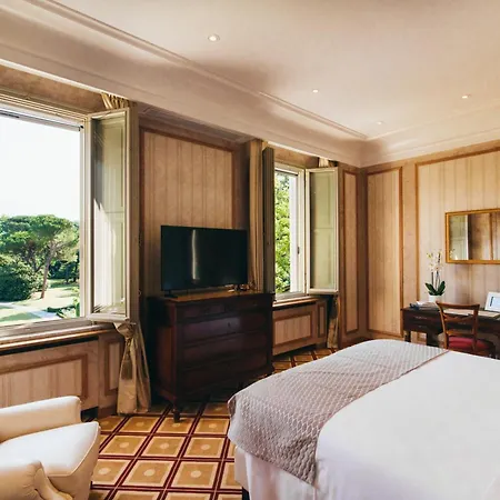 Semesteranläggning (resort) Abbondanzi 4*