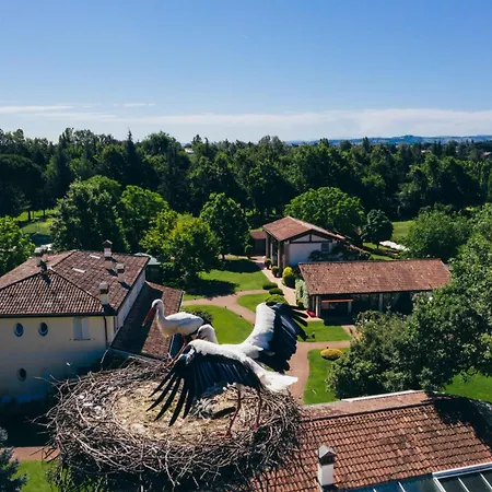 Abbondanzi Semesteranläggning (resort)