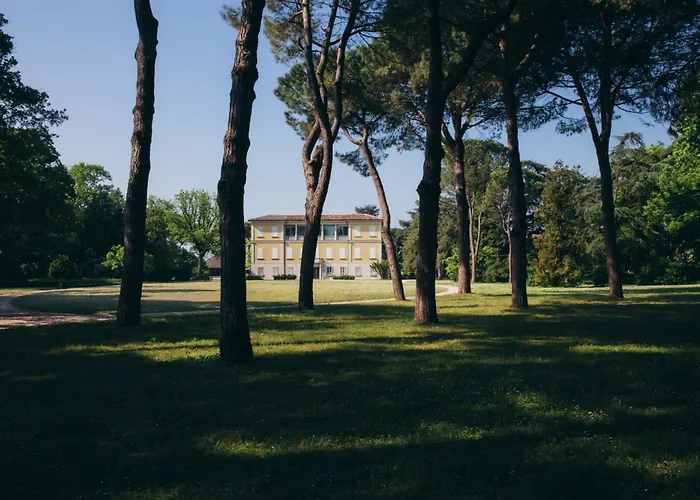 Abbondanzi אתר נופש 4*