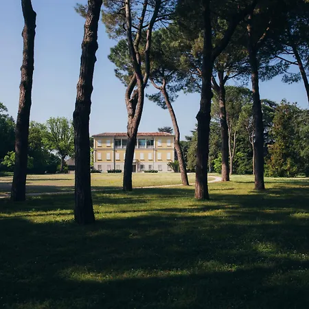 Abbondanzi Resort 4*