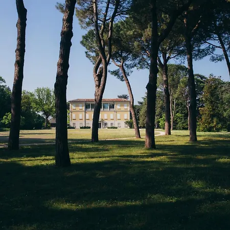 Abbondanzi Курортный комплекс 4*